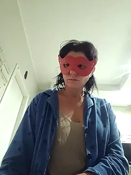 Vagabondainnamorata online show from December 14, 3:35 am