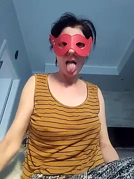 Vagabondainnamorata online show from January 6, 8:18 am