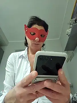 Vagabondainnamorata online show from February 19, 6:27 pm