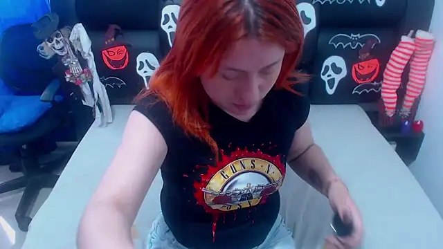 Snapshot of XxMiaSexxyHotxX chatting on November 3, 2:09 pm XxMiaSexxyHotxX online show from November 3, 2:09 pm