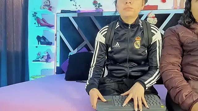 abby eemily online show from November 10, 12:10 pm