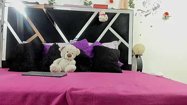 abby eemily online show from October 28, 12:15 pm