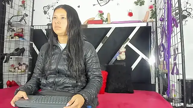 abby eemily online show from November 28, 12:16 pm