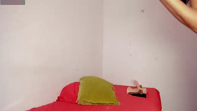 Zoey Donovan online show from April 16, 9:39 pm