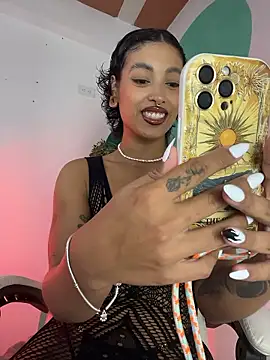 LollaByer online show from January 9, 8:49 pm