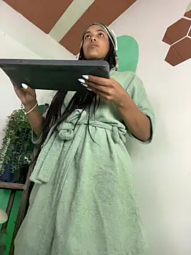 LollaByer online show from March 25, 9:03 pm