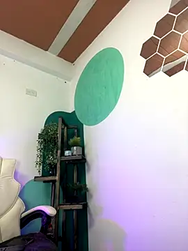 LollaByer online show from November 20, 9:04 pm