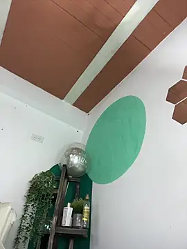 LollaByer online show from March 19, 9:04 pm