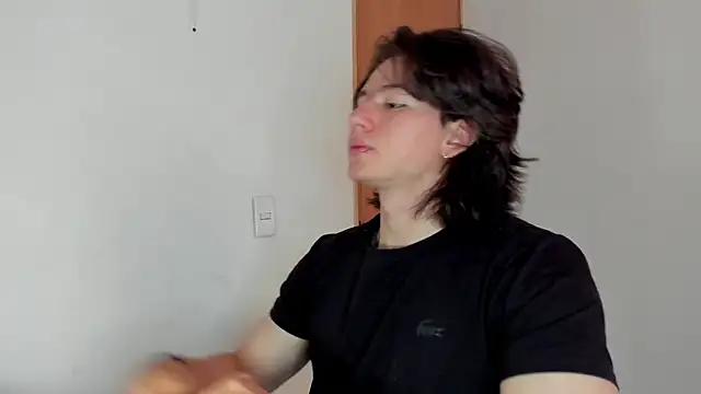 Snapshot of AngelBennet_ chatting on November 21, 4:39 pm AngelBennet online show from November 21, 4:39 pm