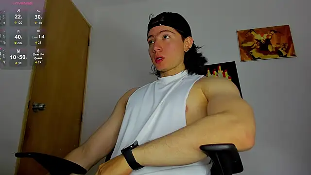 AngelBennet  online show from February 6, 11:12 pm