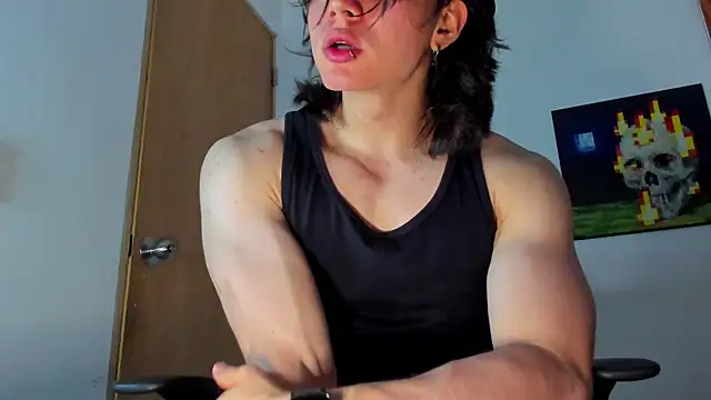 Snapshot of AngelBennet_ chatting on October 20, 10:43 pm AngelBennet online show from October 20, 10:43 pm