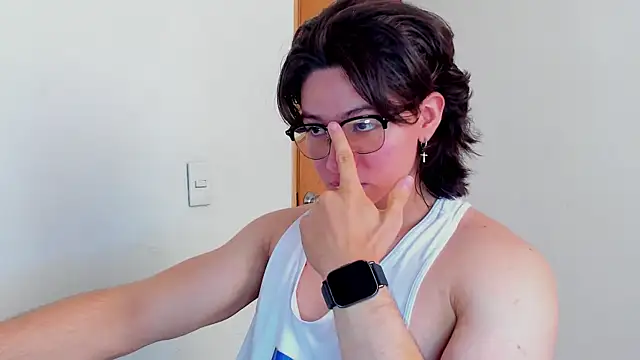 Snapshot of AngelBennet_ chatting on November 16, 6:12 pm AngelBennet online show from November 16, 6:12 pm