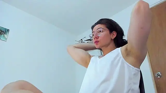 Snapshot of AngelBennet_ chatting on February 26, 6:08 am AngelBennet online show from February 26, 6:08 am