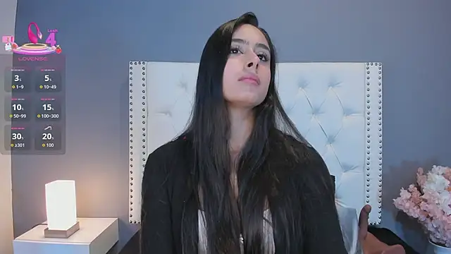 Julia Martinez  online show from September 19, 11:47 am