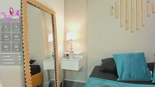 Julia Martinez  online show from March 18, 5:44 pm