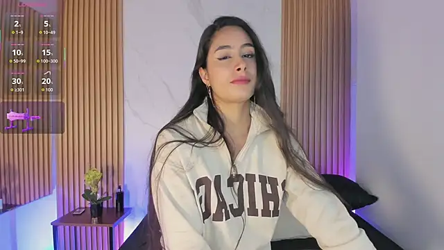 Julia Martinez  online show from February 24, 11:33 am