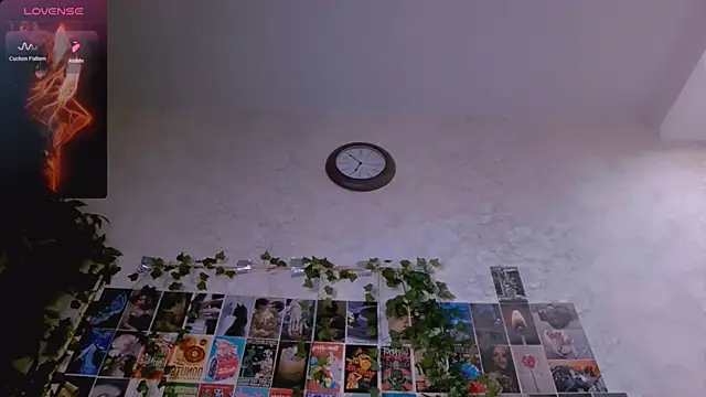 Kleo Godde online show from November 25, 9:48 pm