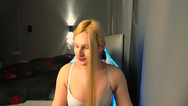 Kleo Godde online show from October 21, 10:09 pm