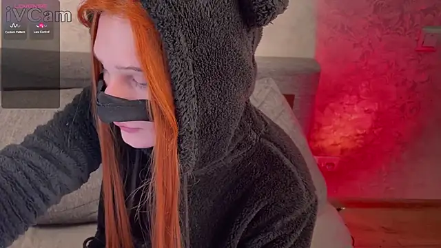 Kleo Godde online show from March 3, 12:34 am