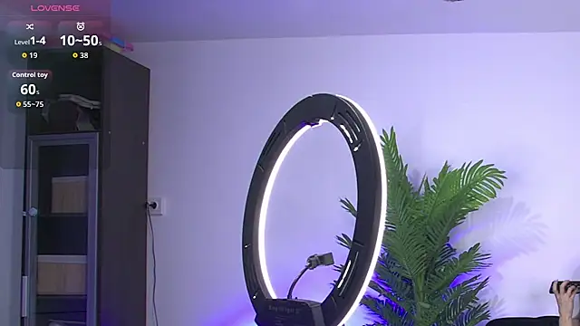 AgnesAlexis online show from February 12, 11:54 am