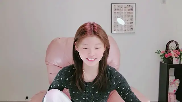 yangyang-1115 online show from May 10, 4:49 am