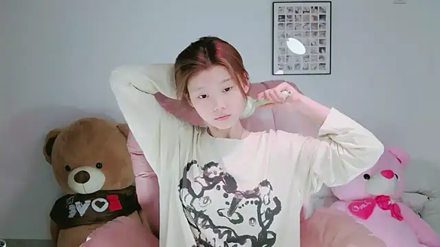 yangyang-1115 online show from May 3, 4:39 am