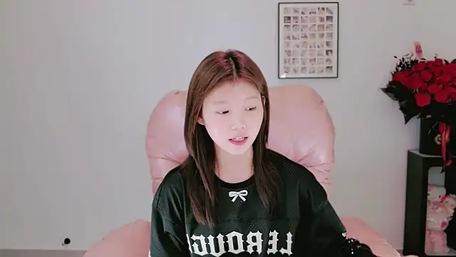 yangyang-1115 online show from May 20, 1:08 pm