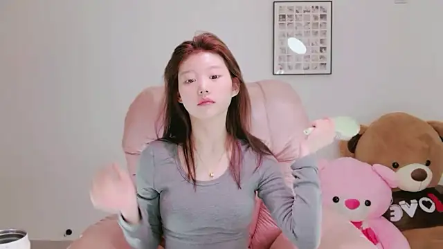yangyang-1115 online show from May 5, 4:26 am