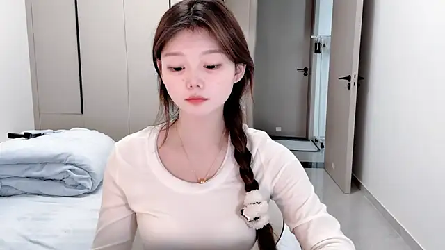 Snapshot of yangyang-1115 chatting on November 5, 4:26 am yangyang-1115 online show from November 5, 4:26 am