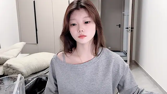 Snapshot of yangyang-1115 chatting on October 8, 4:58 am yangyang-1115 online show from October 8, 4:58 am