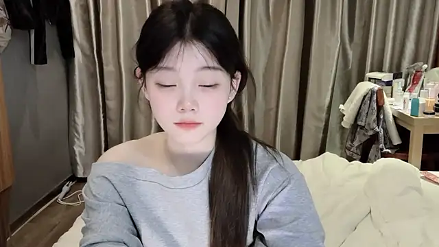Snapshot of yangyang-1115 chatting on March 10, 2:59 pm yangyang-1115 online show from March 10, 2:59 pm