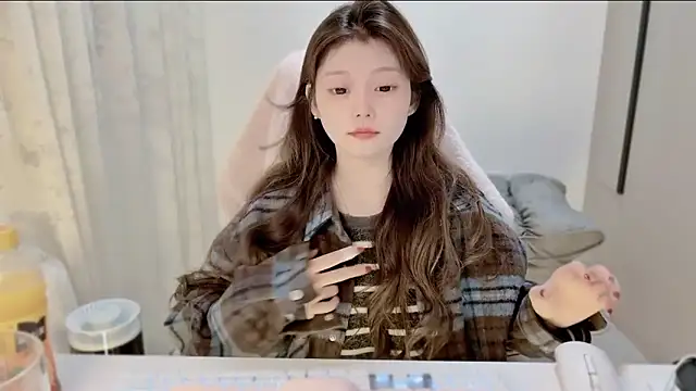 Snapshot of yangyang-1115 chatting on November 15, 5:00 am yangyang-1115 online show from November 15, 5:00 am