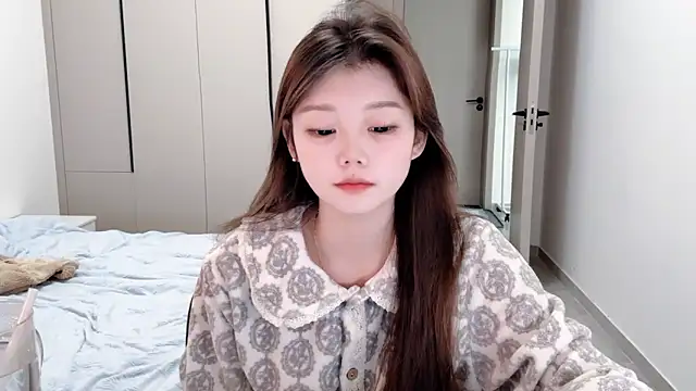 Snapshot of yangyang-1115 chatting on October 22, 5:07 am yangyang-1115 online show from October 22, 5:07 am