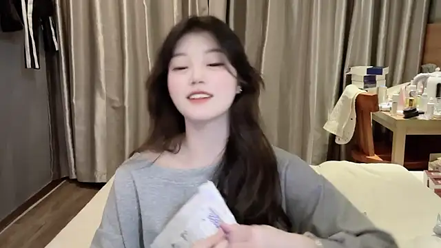 Snapshot of yangyang-1115 chatting on February 28, 3:04 pm yangyang-1115 online show from February 28, 3:04 pm