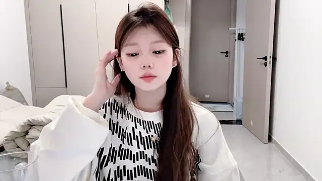 Snapshot of yangyang-1115 chatting on October 2, 5:33 am yangyang-1115 online show from October 2, 5:33 am
