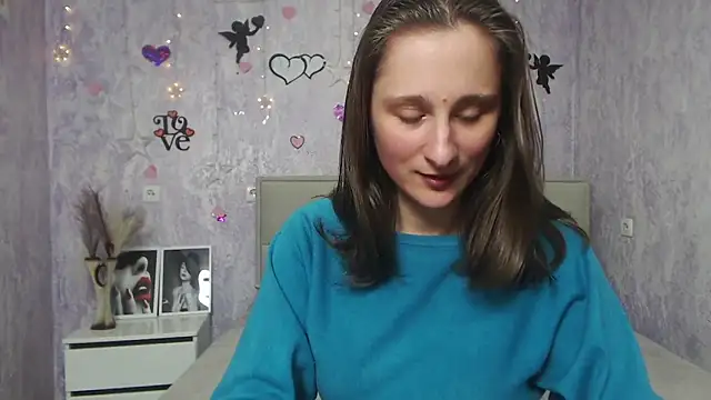 Snapshot of MichelLeee chatting on March 3, 3:22 pm MichelLeee online show from March 3, 3:22 pm