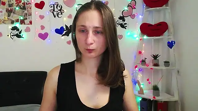 Snapshot of MichelLeee chatting on March 13, 12:02 pm MichelLeee online show from March 13, 12:02 pm