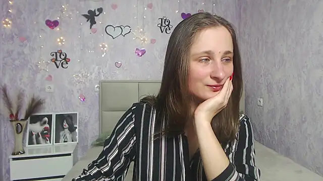 Snapshot of MichelLeee chatting on March 11, 12:28 pm MichelLeee online show from March 11, 12:28 pm