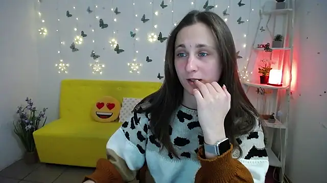 MichelLeee online show from April 22, 11:39 am