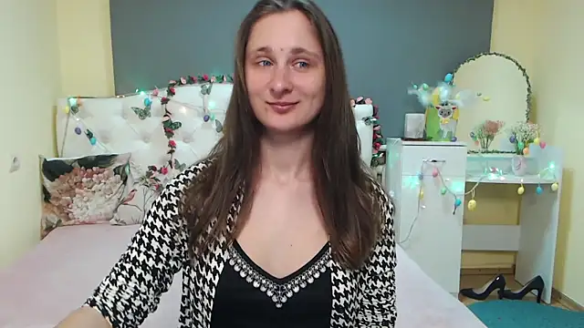 MichelLeee online show from April 2, 11:28 am