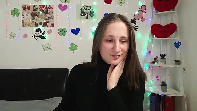 Snapshot of MichelLeee chatting on March 18, 12:06 pm MichelLeee online show from March 18, 12:06 pm