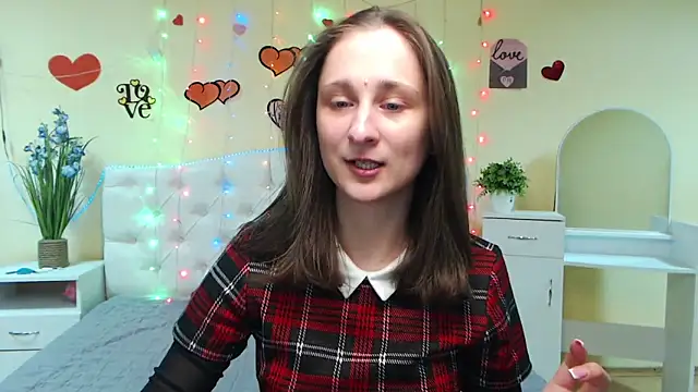 Snapshot of MichelLeee chatting on February 28, 12:09 pm MichelLeee online show from February 28, 12:09 pm