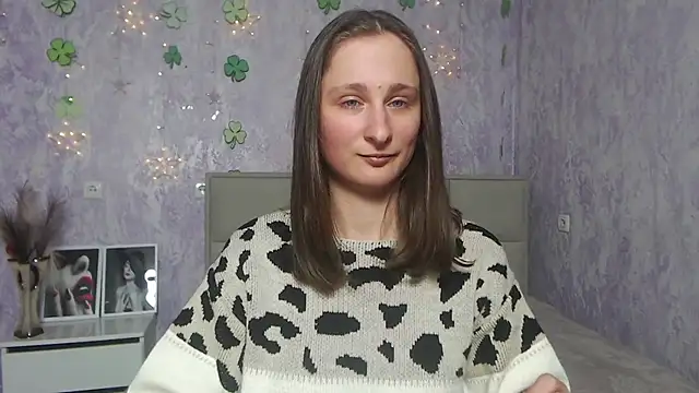 Snapshot of MichelLeee chatting on March 19, 3:08 pm MichelLeee online show from March 19, 3:08 pm