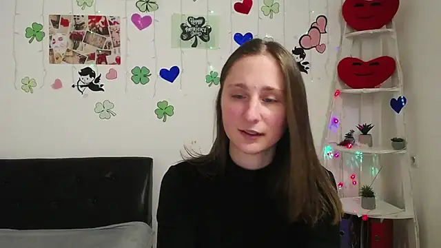 Snapshot of MichelLeee chatting on March 18, 3:12 pm MichelLeee online show from March 18, 3:12 pm