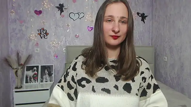 Snapshot of MichelLeee chatting on February 15, 3:17 pm MichelLeee online show from February 15, 3:17 pm