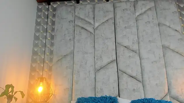 AshleyHill2 online show from March 11, 5:56 am