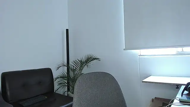 andrewChris  online show from November 6, 2:10 pm