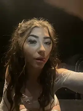 Snapshot of badlills201 chatting on February 28, 11:56 pm badlills201 online show from February 28, 11:56 pm