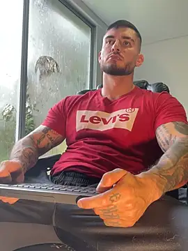 DimitriSullivan  online show from April 8, 1:23 pm