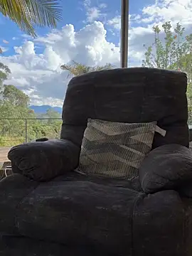 Snapshot of DimitriSullivan_ chatting on October 23, 8:29 pm DimitriSullivan online show from October 23, 8:29 pm